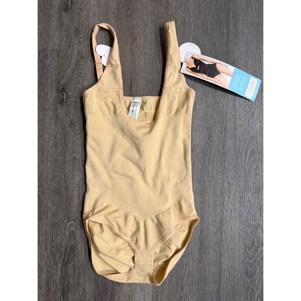 Spanx Women's Remarkable Results Open-Bust Brief Bodysuit - Beige M